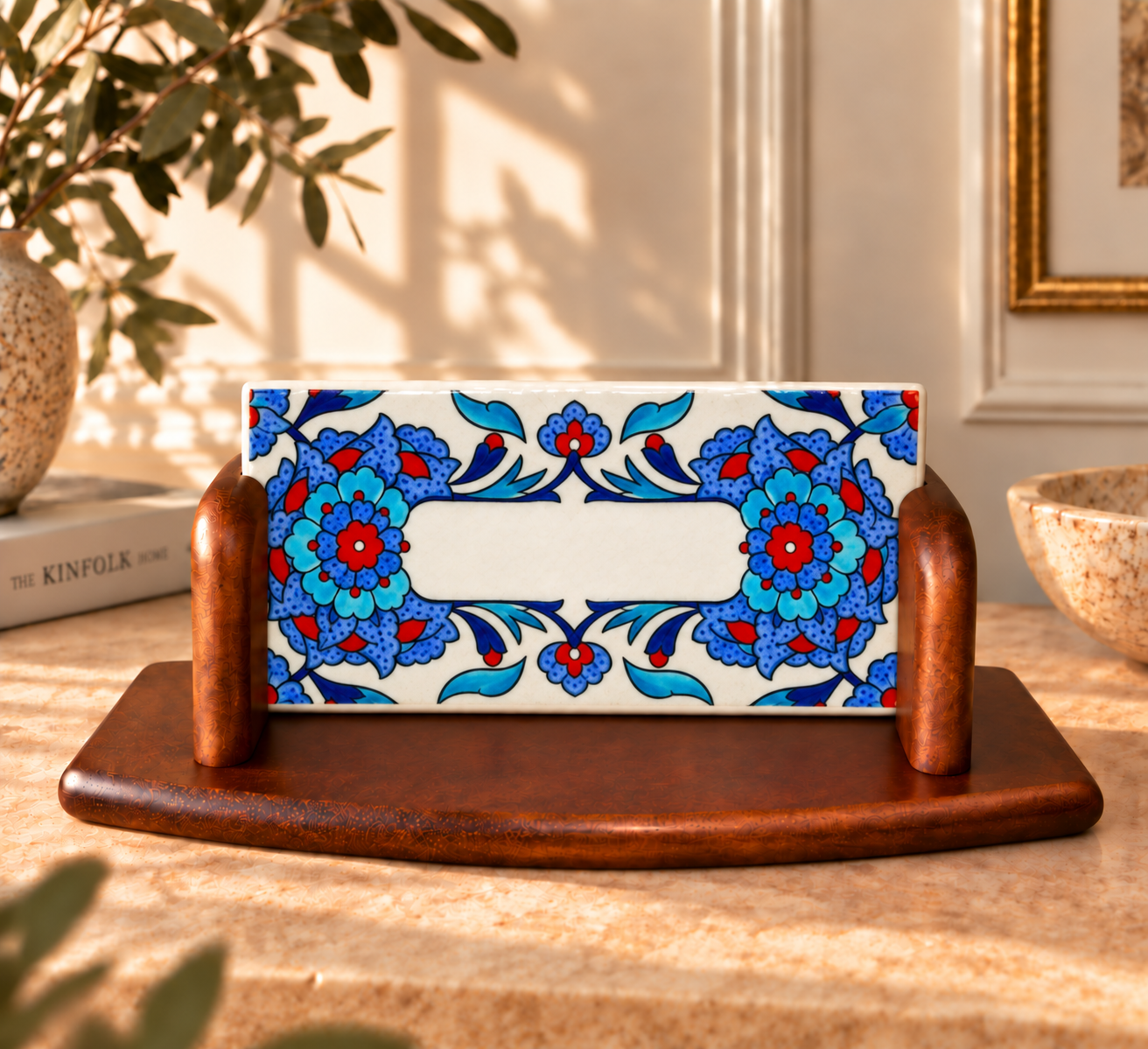 Hatai Çiçek Desenli İznik Çini Masa İsimliği 10x20cm